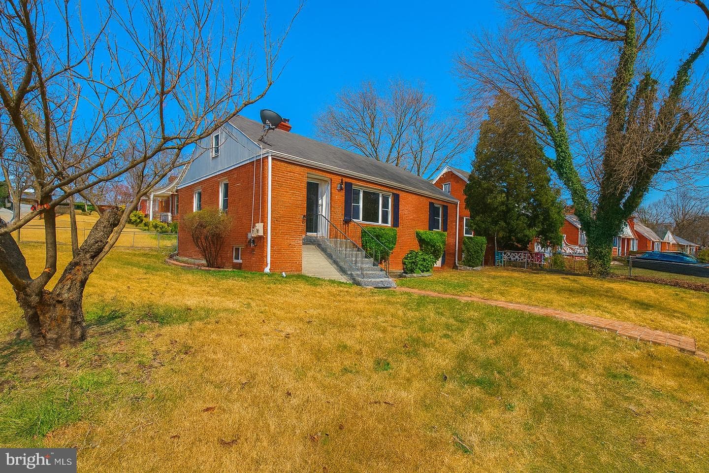 6719 Kipling photo 1