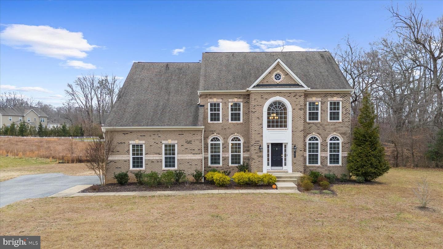 1605 Saint James Road photo 1