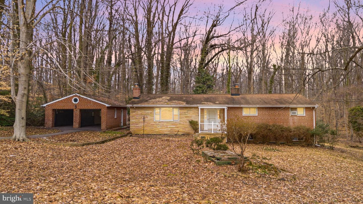 13008 Forest Drive photo 1