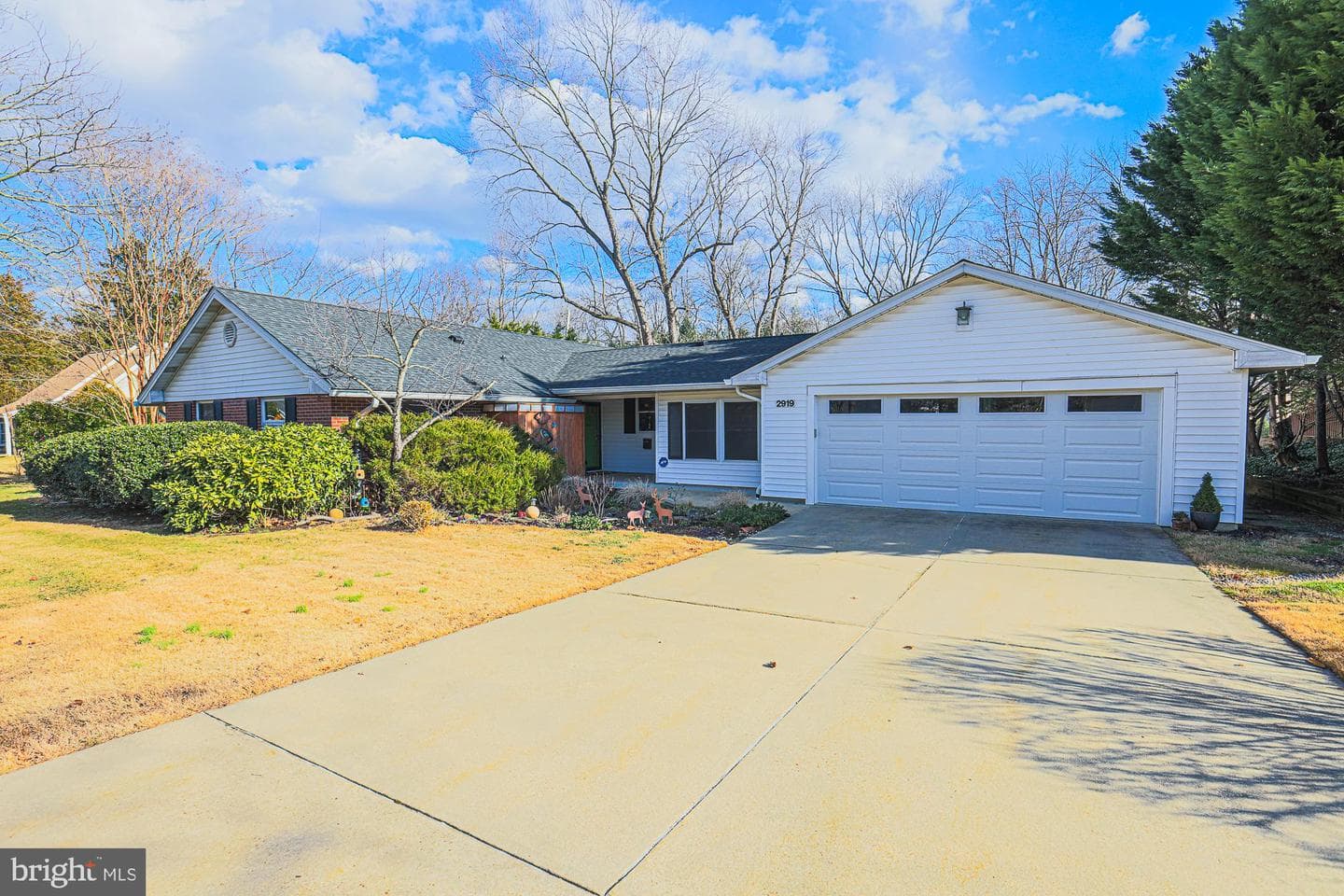 2919 Stonybrook Drive photo 1