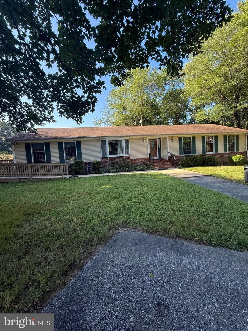 6608 Horseshoe Road photo 1