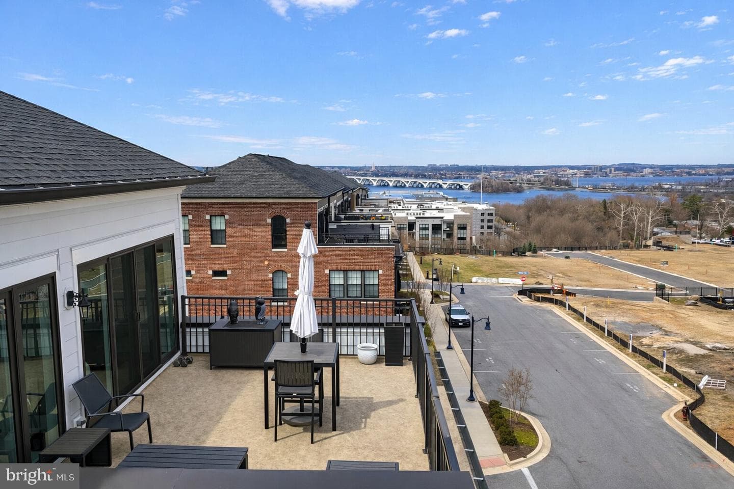 600 Halsey Way photo 1