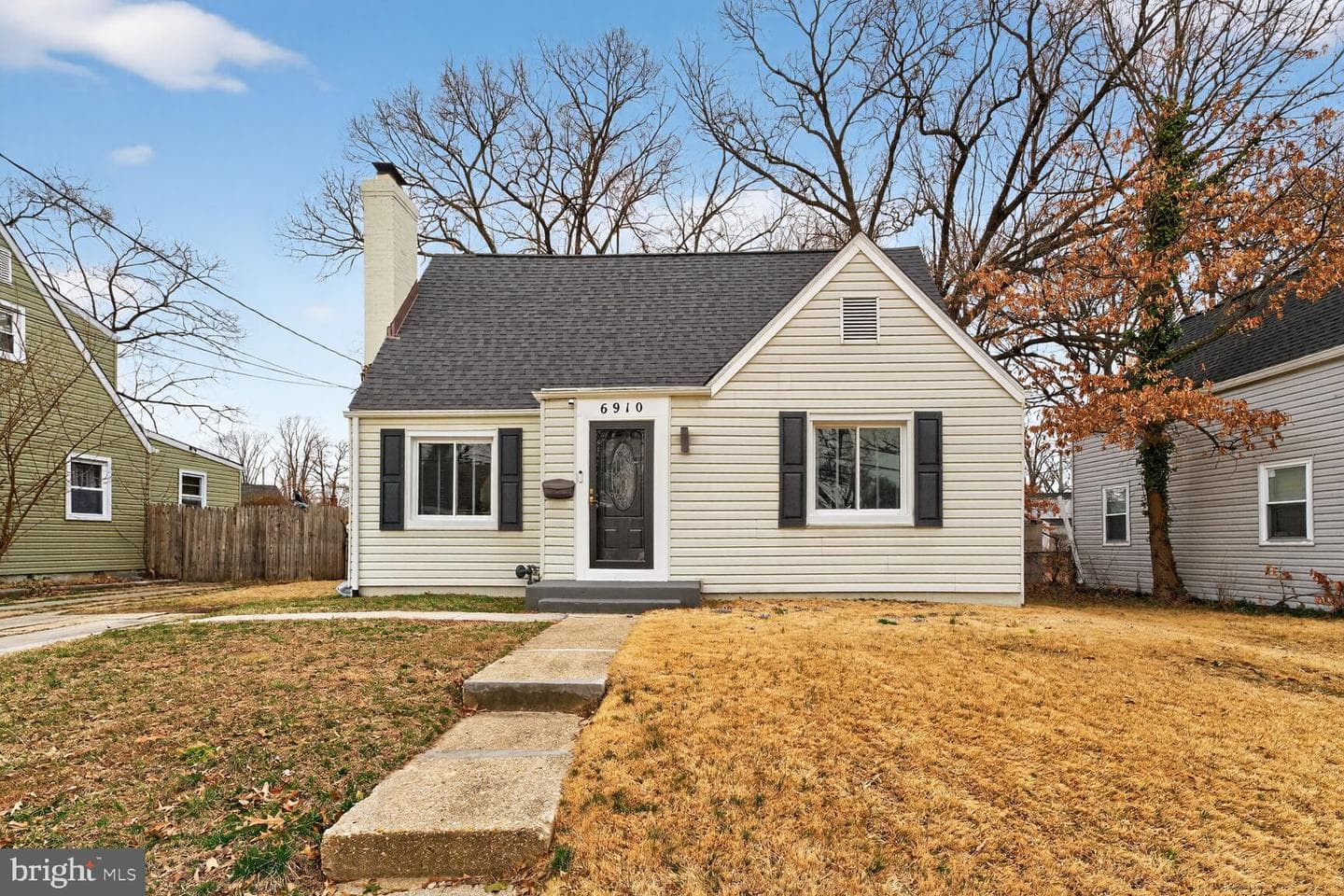 6910 Gateway Boulevard photo 1
