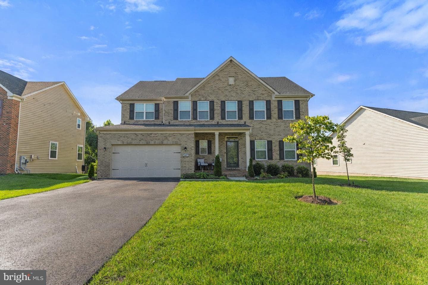 607 Rexford Way