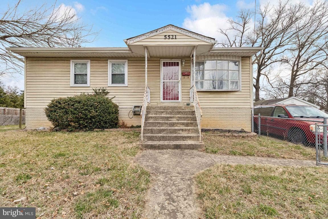 5521 Belva Street photo 1