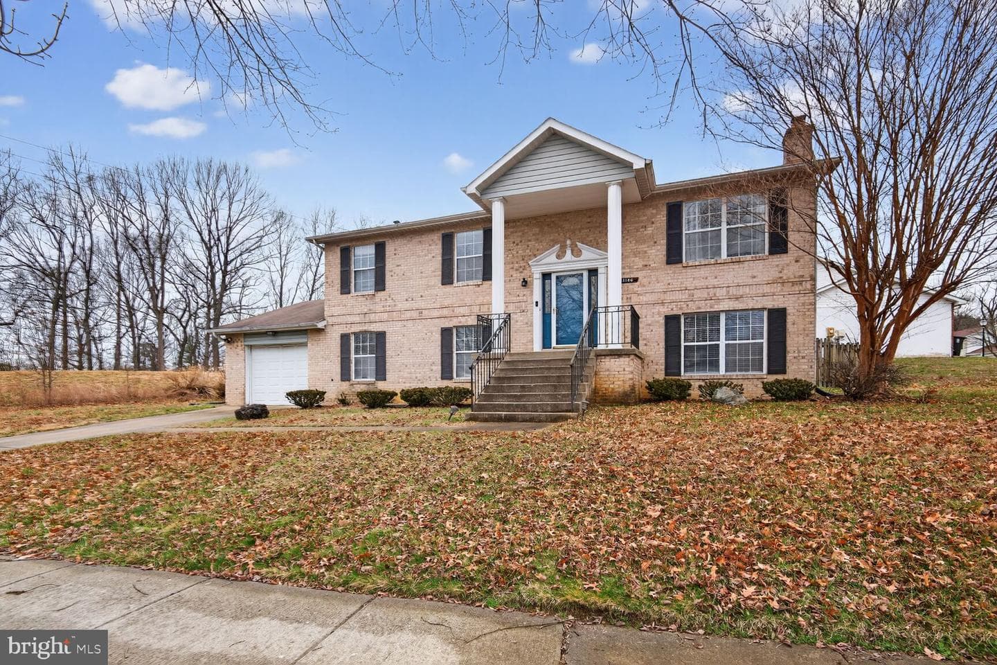 3106 Kingsway Court photo 1