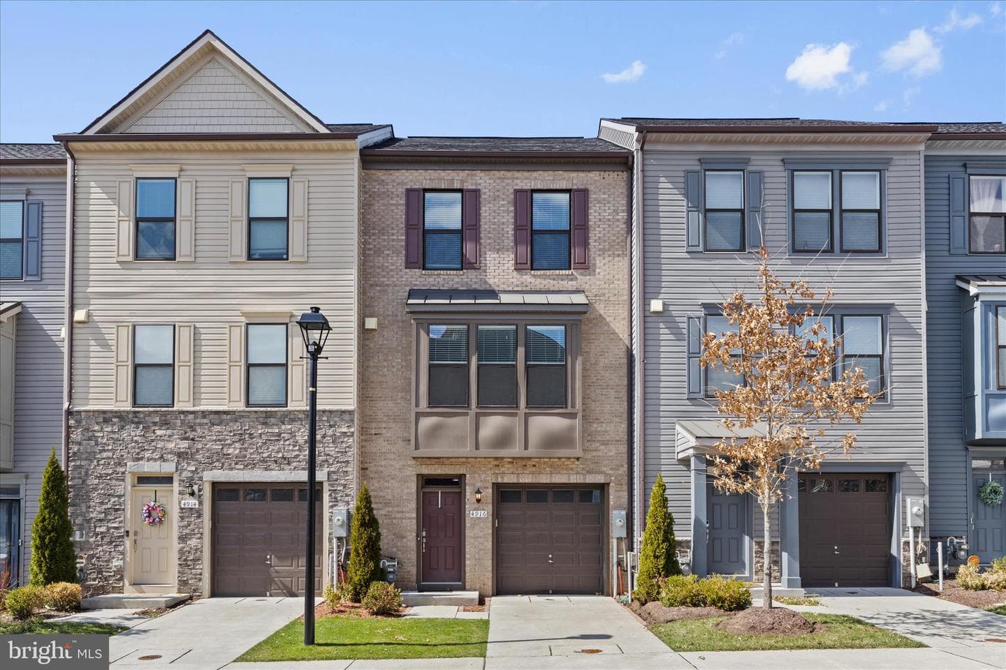 4916 Vista Glen Lane