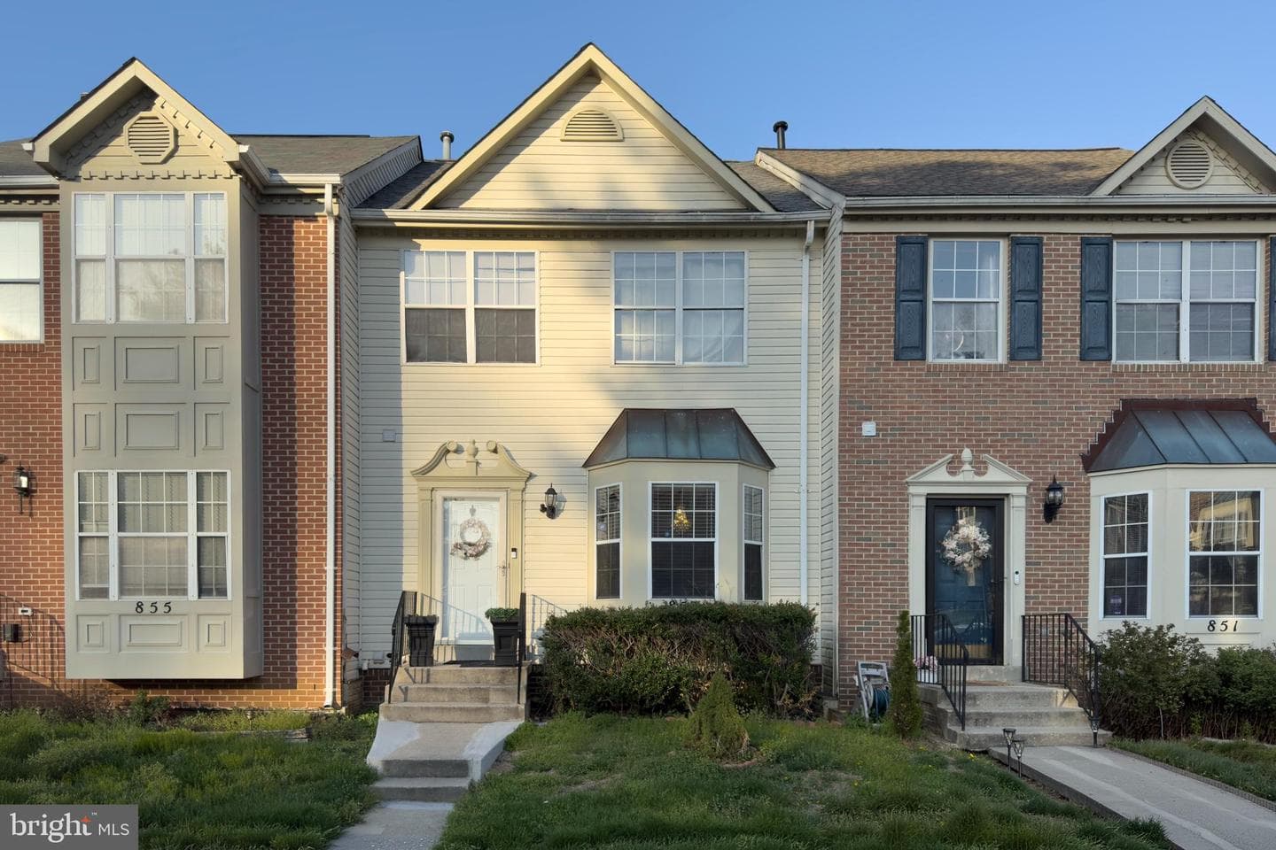 853 Faraway Court photo 1