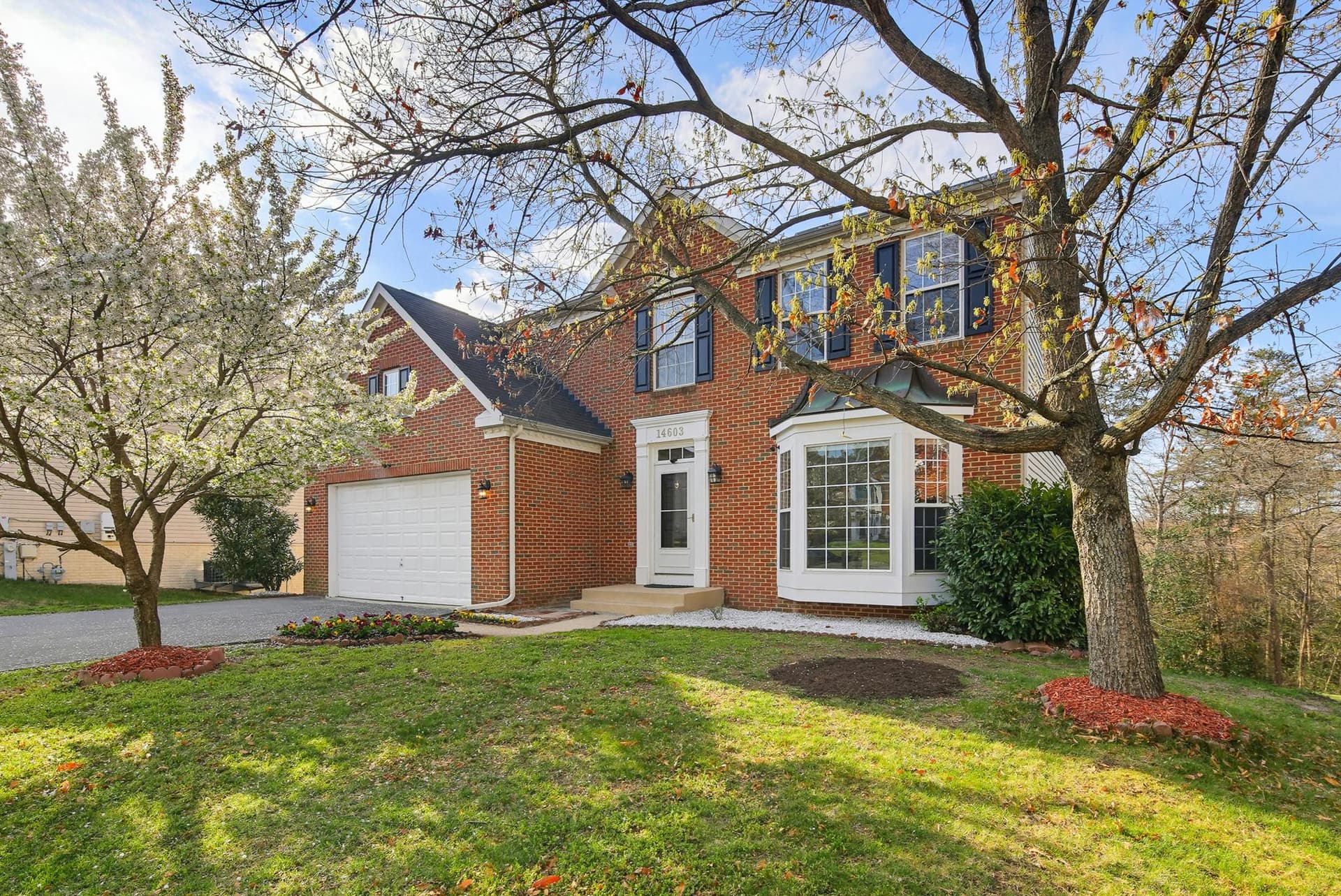 14603 Farnham Lane photo 1