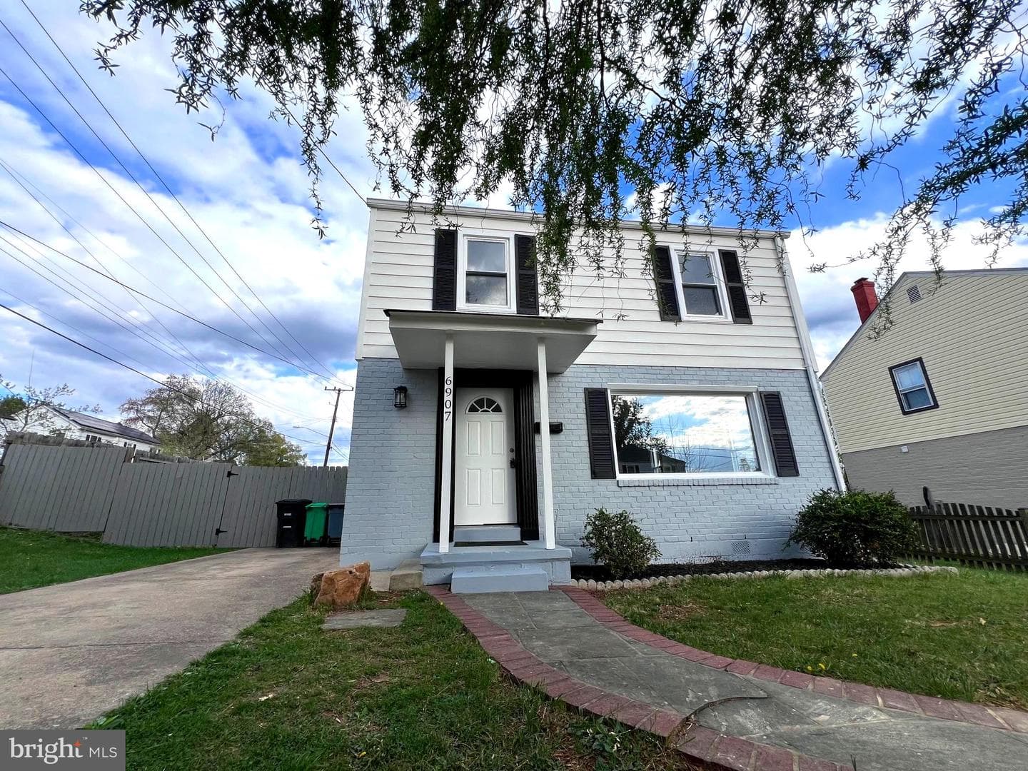6907 18th Avenue photo 1