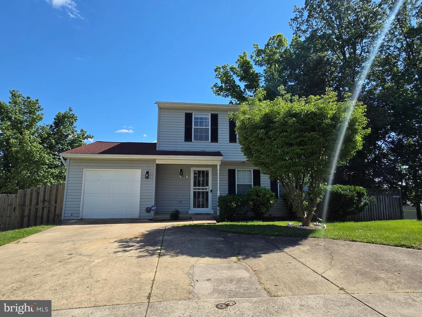 904 Finch Drive photo 1