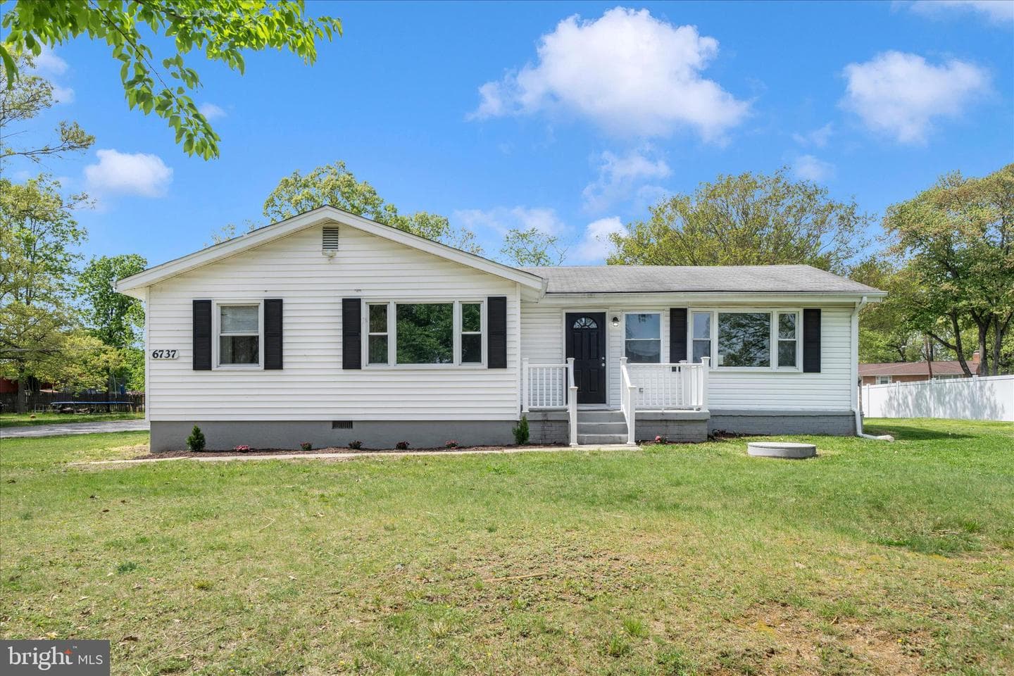 6737 Allentown Road photo 1