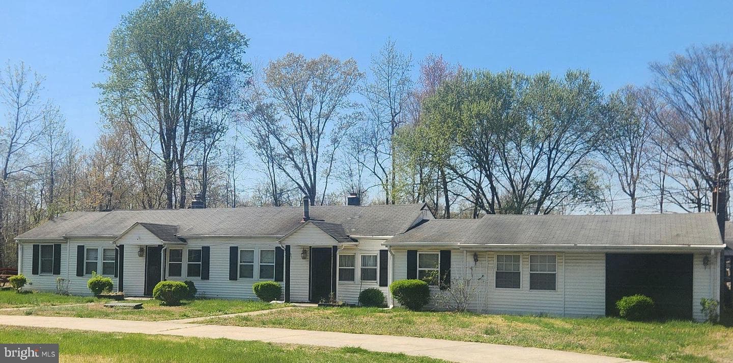 13621 Tower Road photo 1