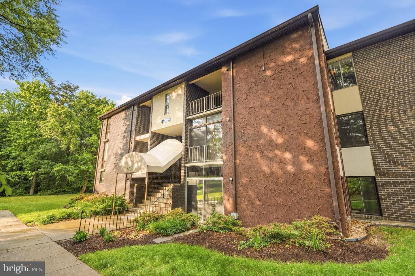 7724 Hanover Parkway #301 (190)