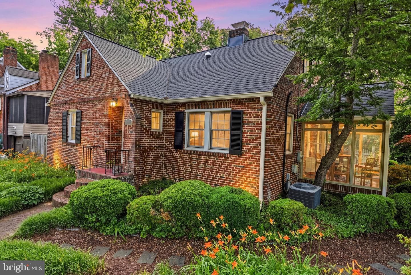 9101 Autoville Drive
