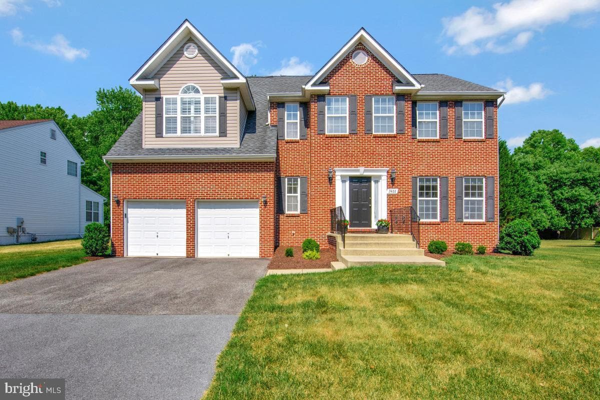 7400 Georgian Drive