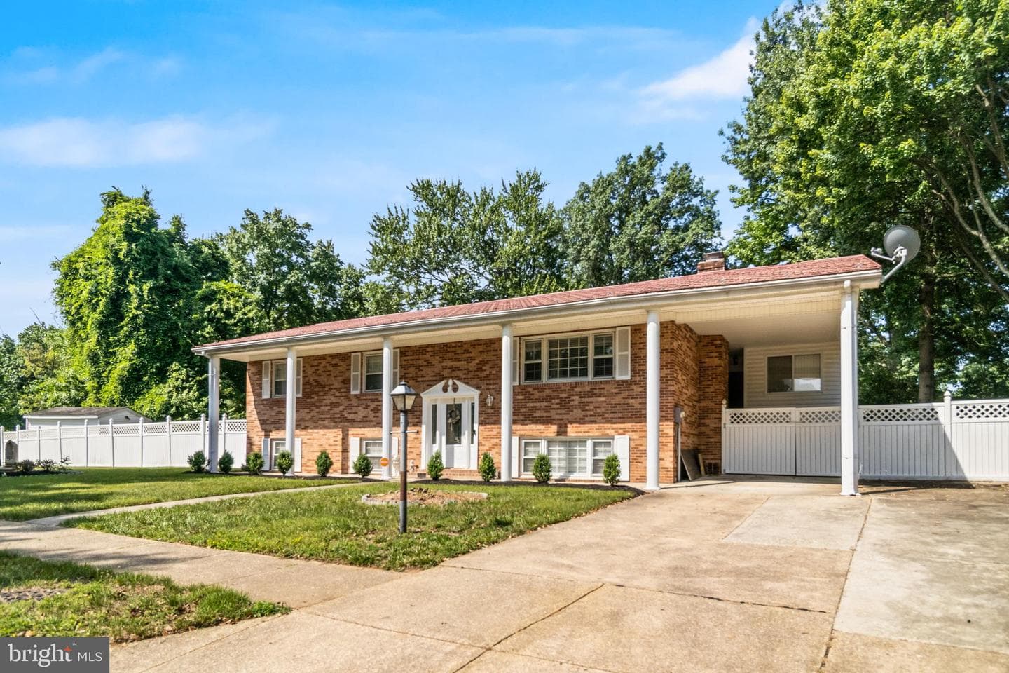 12817 Peace Drive, Fort Washington