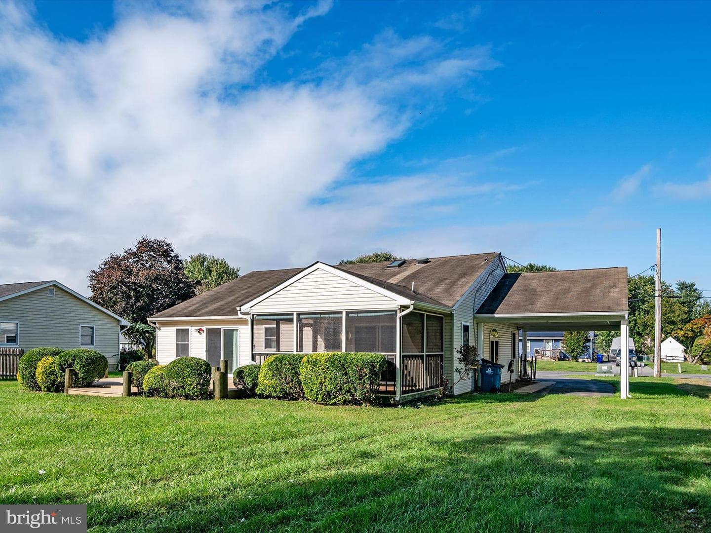 111 Birch Road photo 1