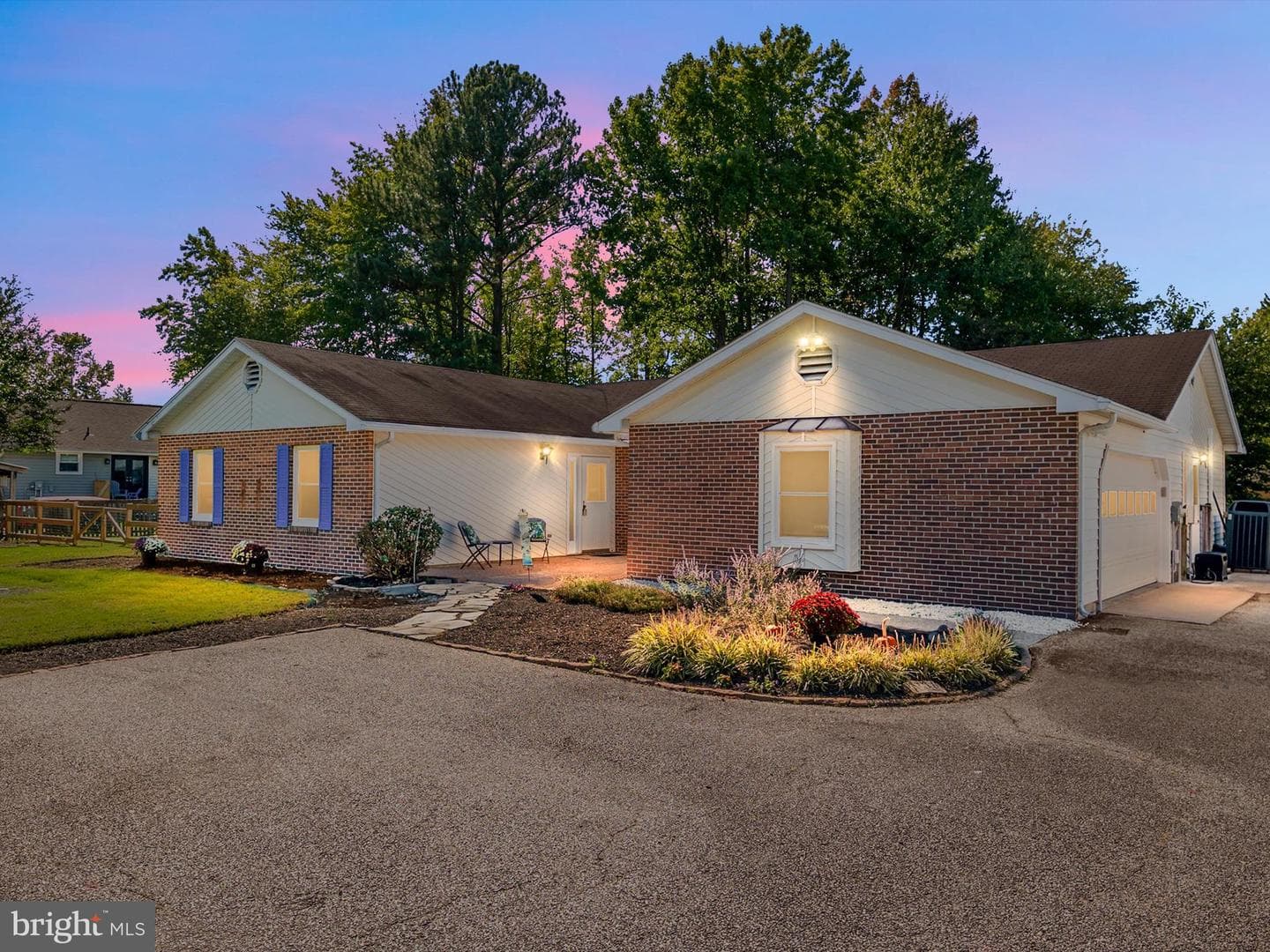 8004 Romancoke Road photo 1