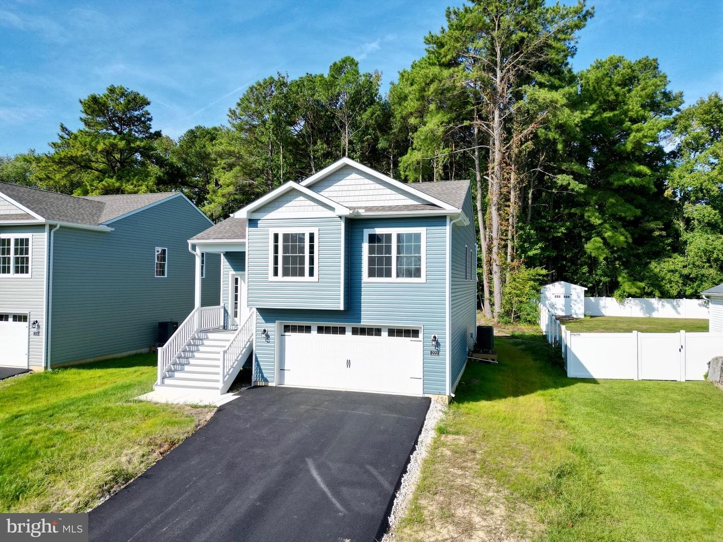 222 Long Point Road photo 1