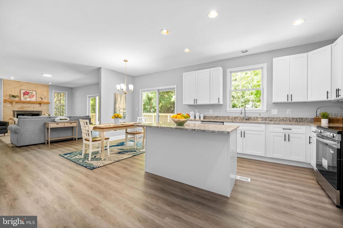 1000 Chesapeake Drive photo 1