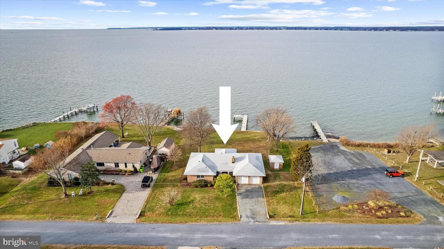 1704 Bayside Drive