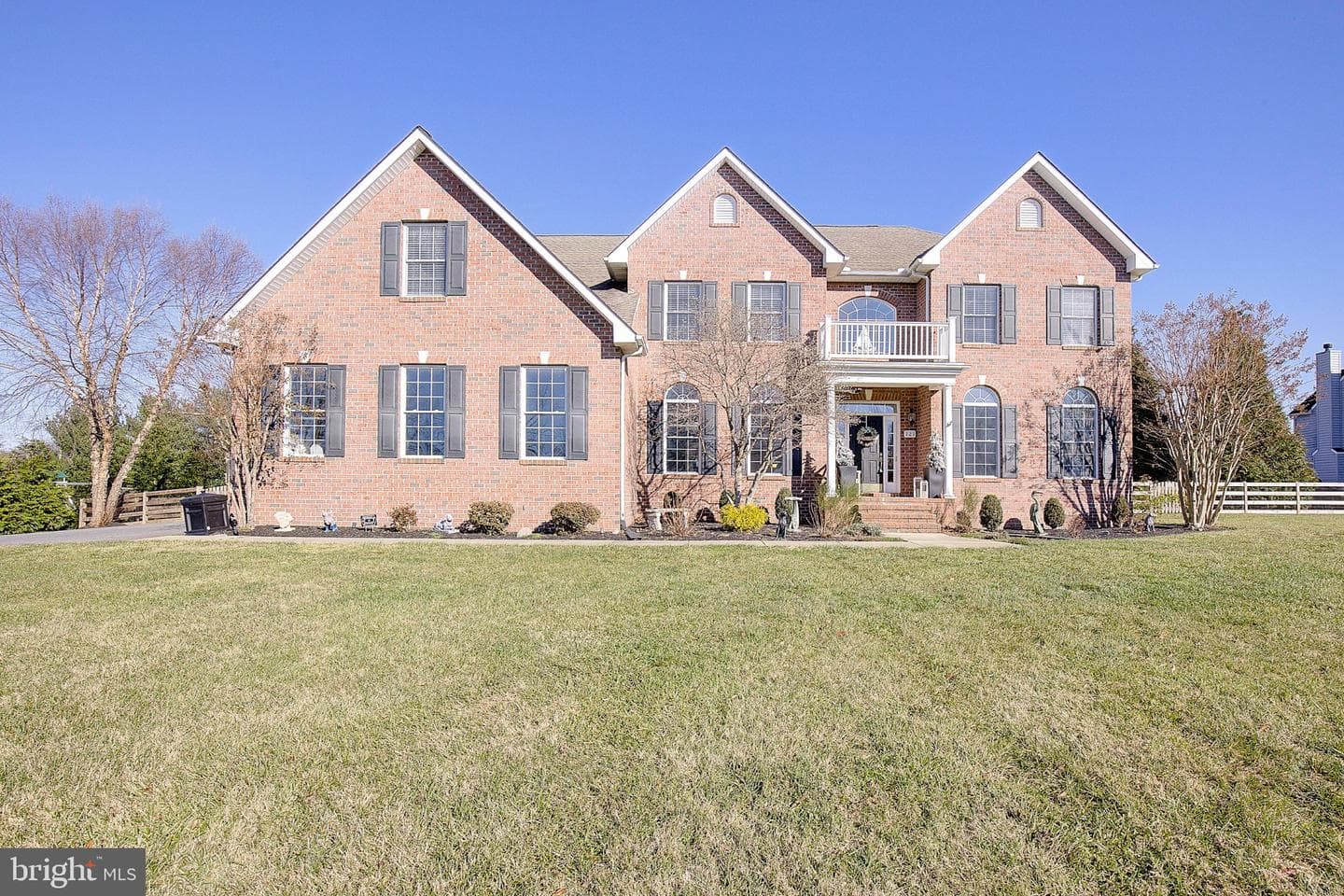 121 Red Crested Court photo 1