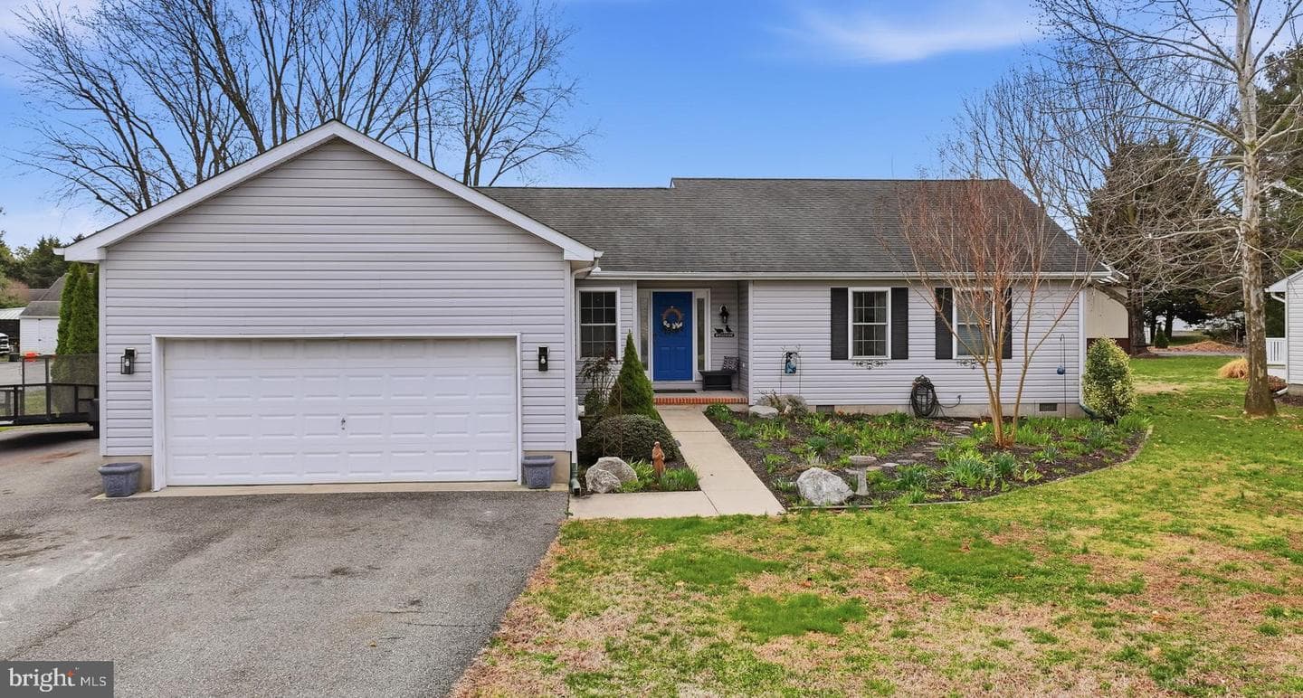 2920 4h Park Road photo 1