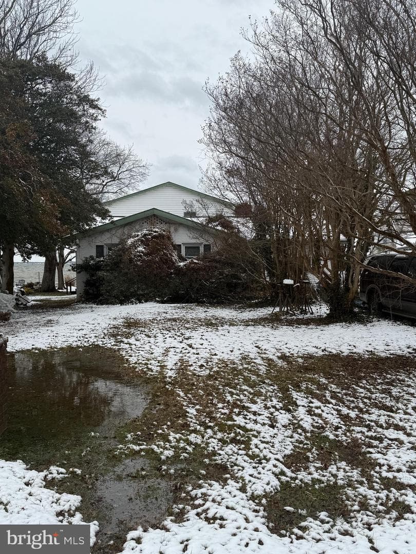 136 Bay Drive photo 1