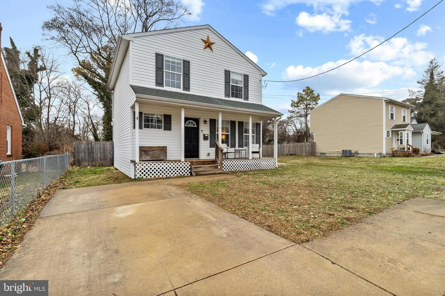 110 Holton Street photo 1