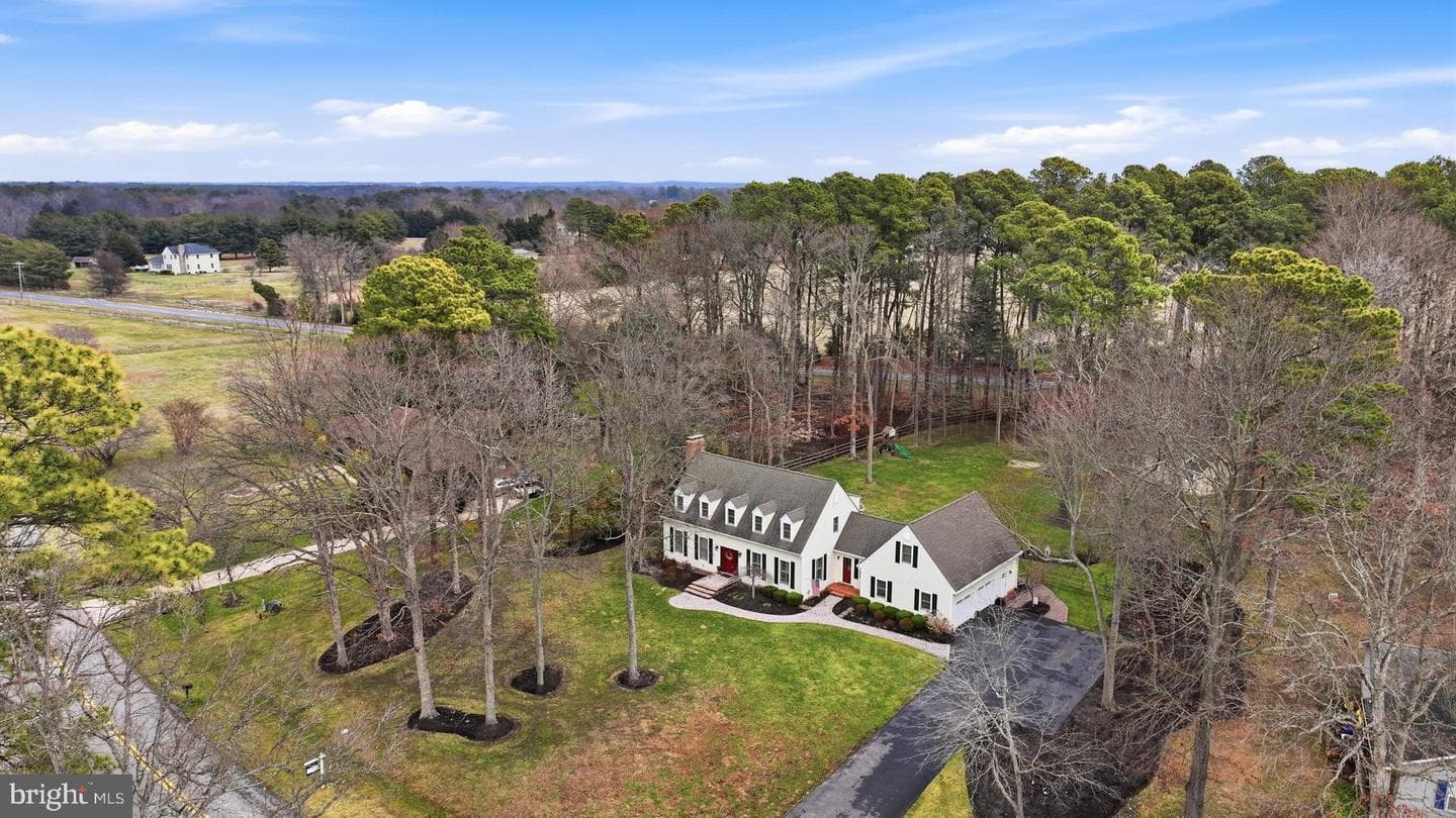 322 Prospect Bay Drive W photo 1