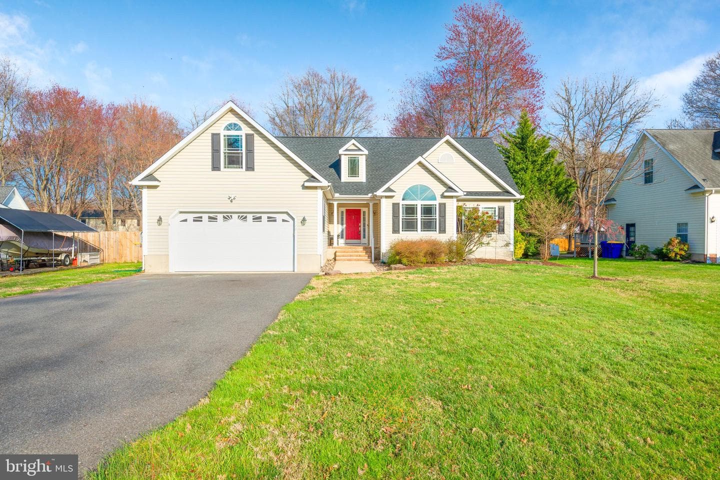 716 Cloverfields Drive photo 1