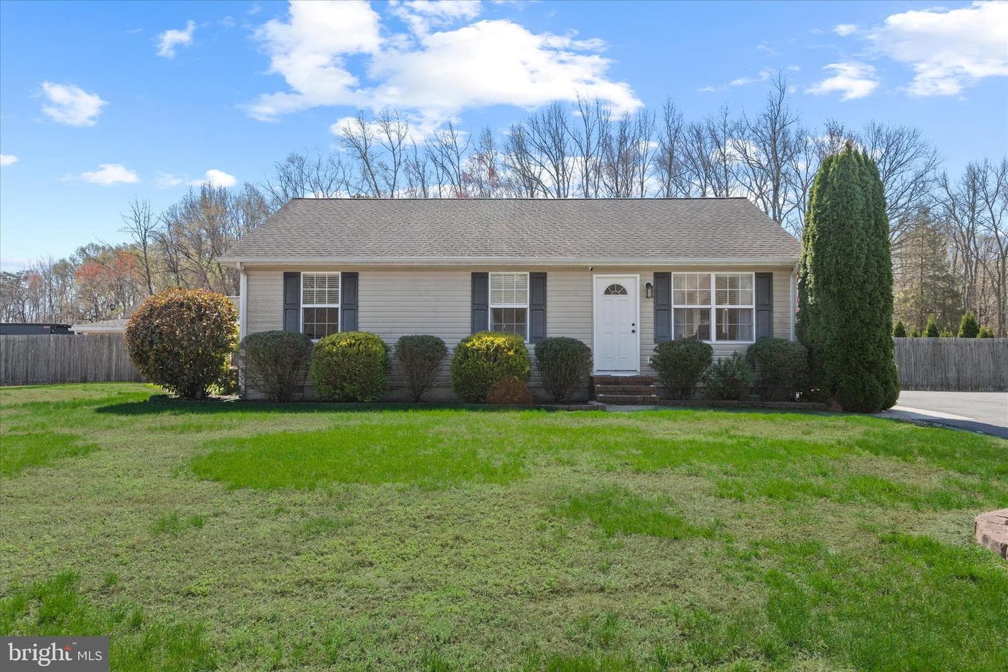 2032 Pondtown Road photo 1