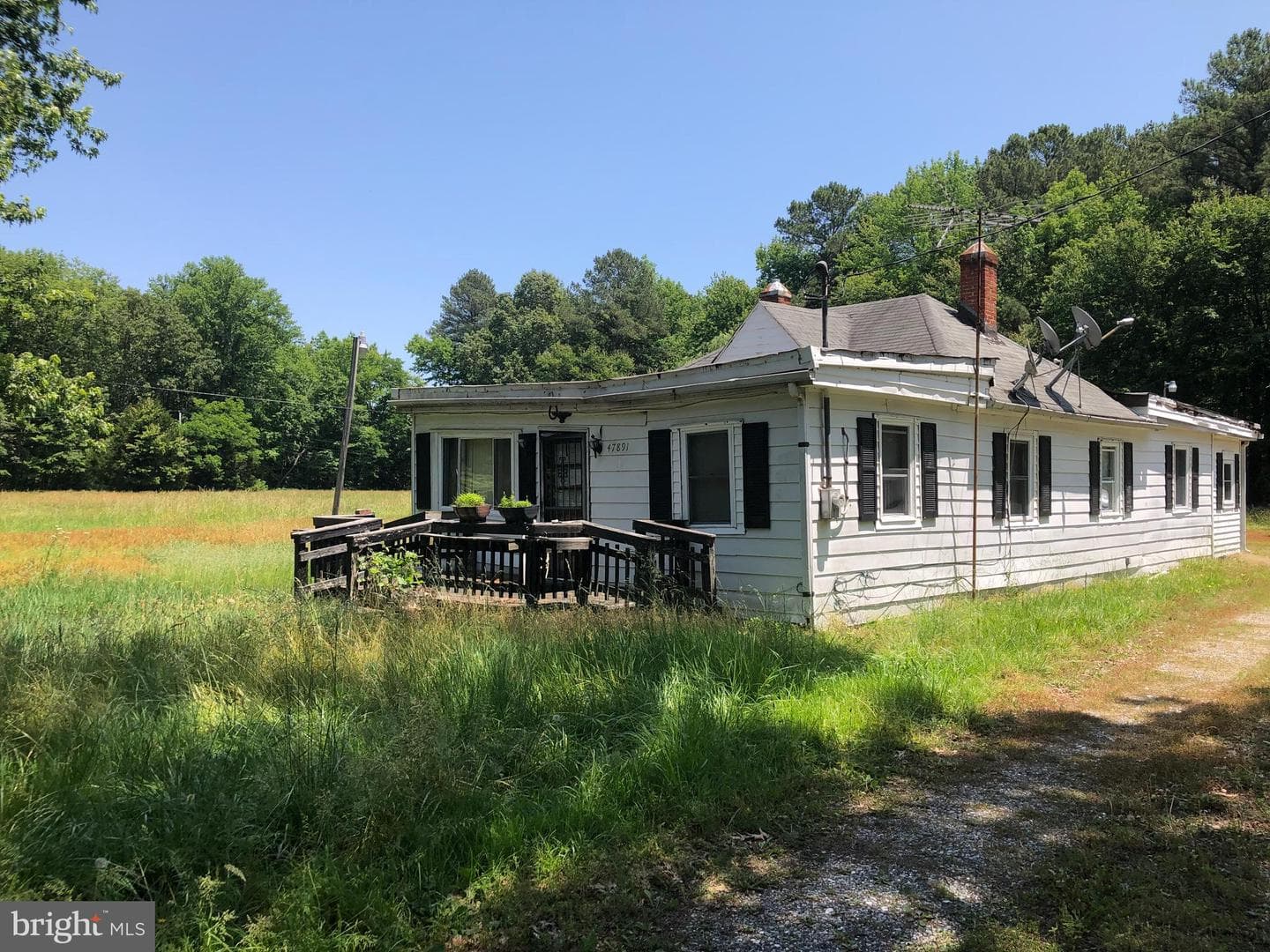 47891 Beachville Road photo 1