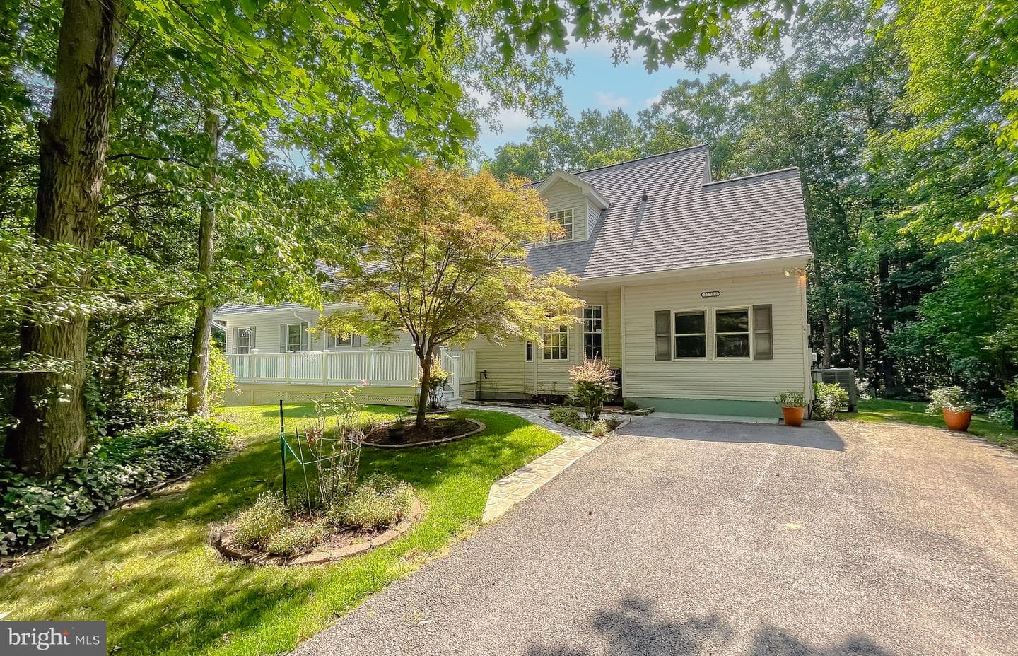 23250 Oak Hill Lane photo 1