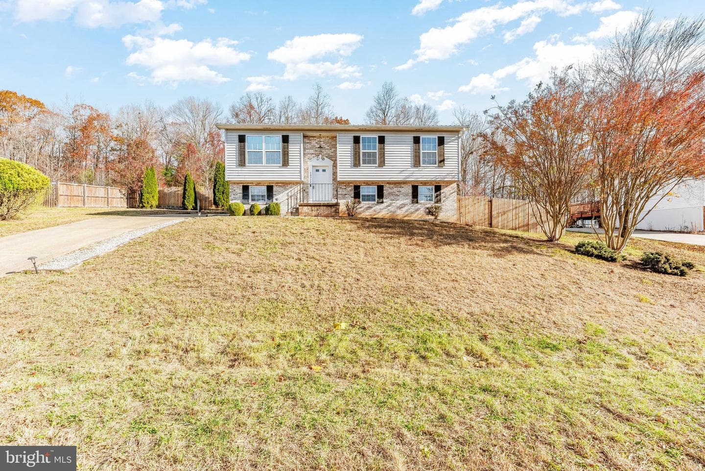 38532 Arlington Drive photo 1