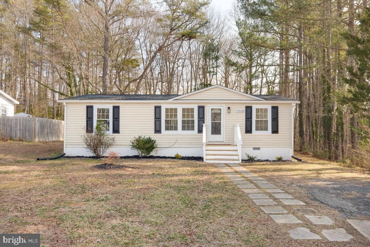 21508 Forest Run Drive photo 1