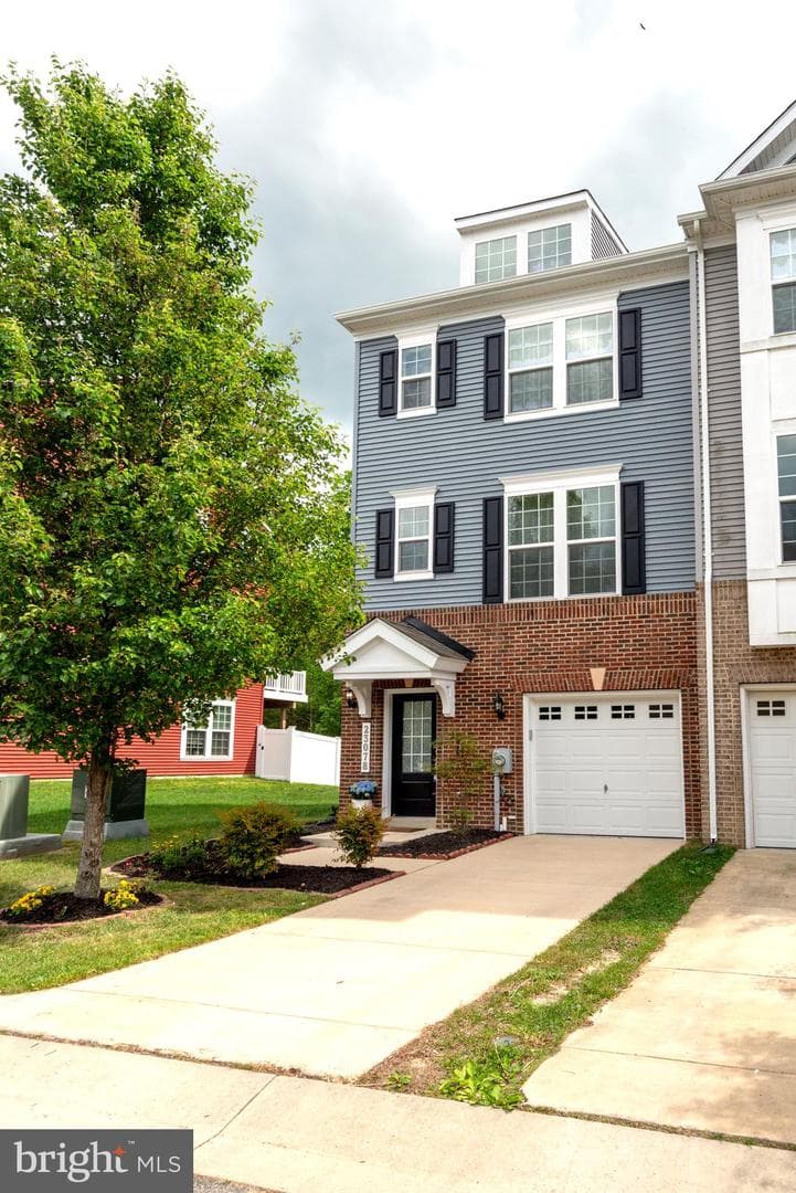 23078 Mountain Laurel Lane photo 1
