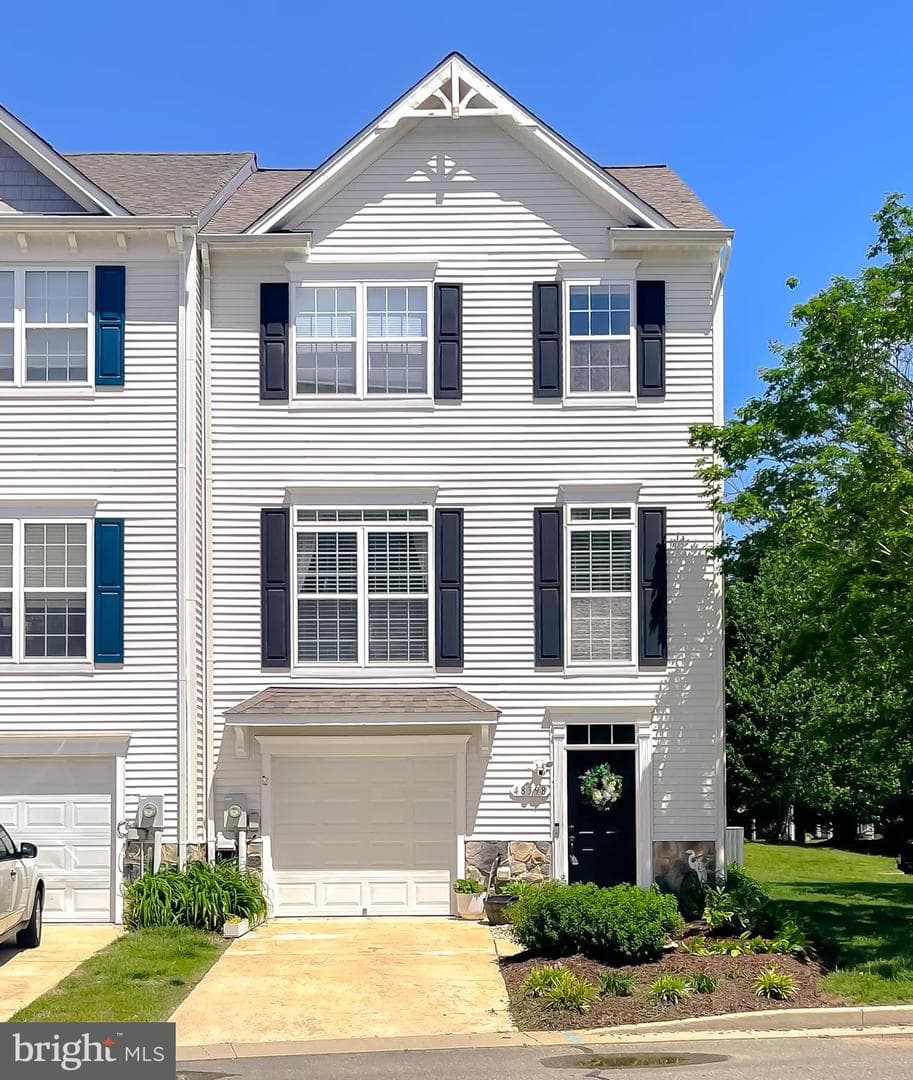 48398 Sunburst Drive photo 1