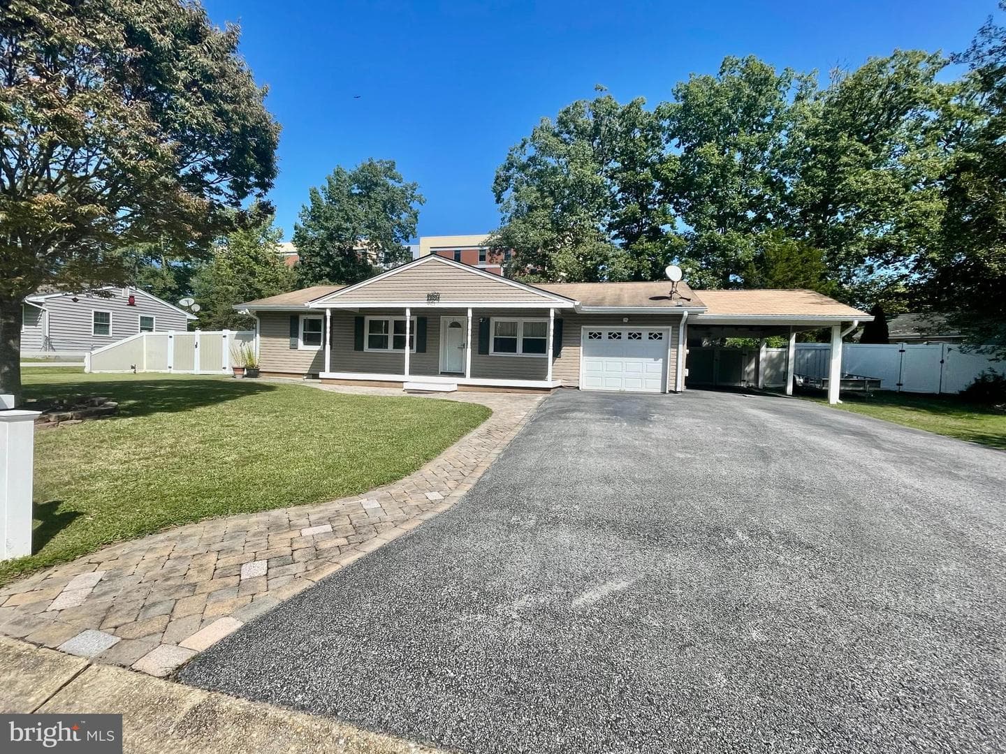 22024 Fox Ridge Road photo 1