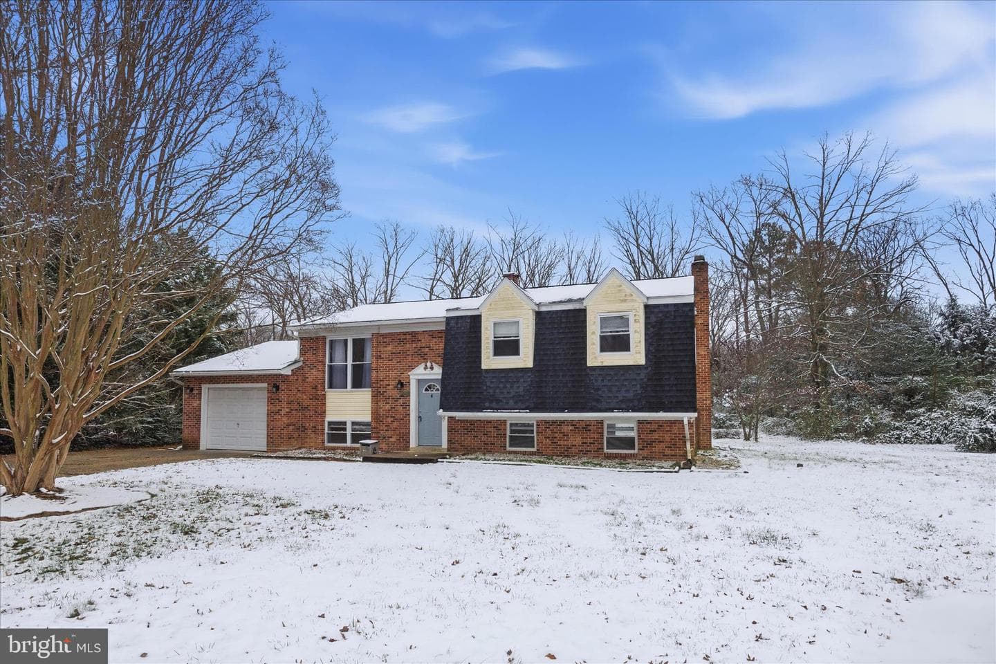 22380 Gough Terrace photo 1