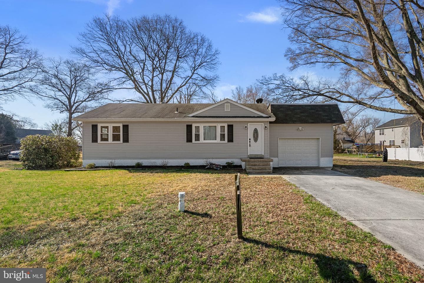 40680 Waterview Drive photo 1
