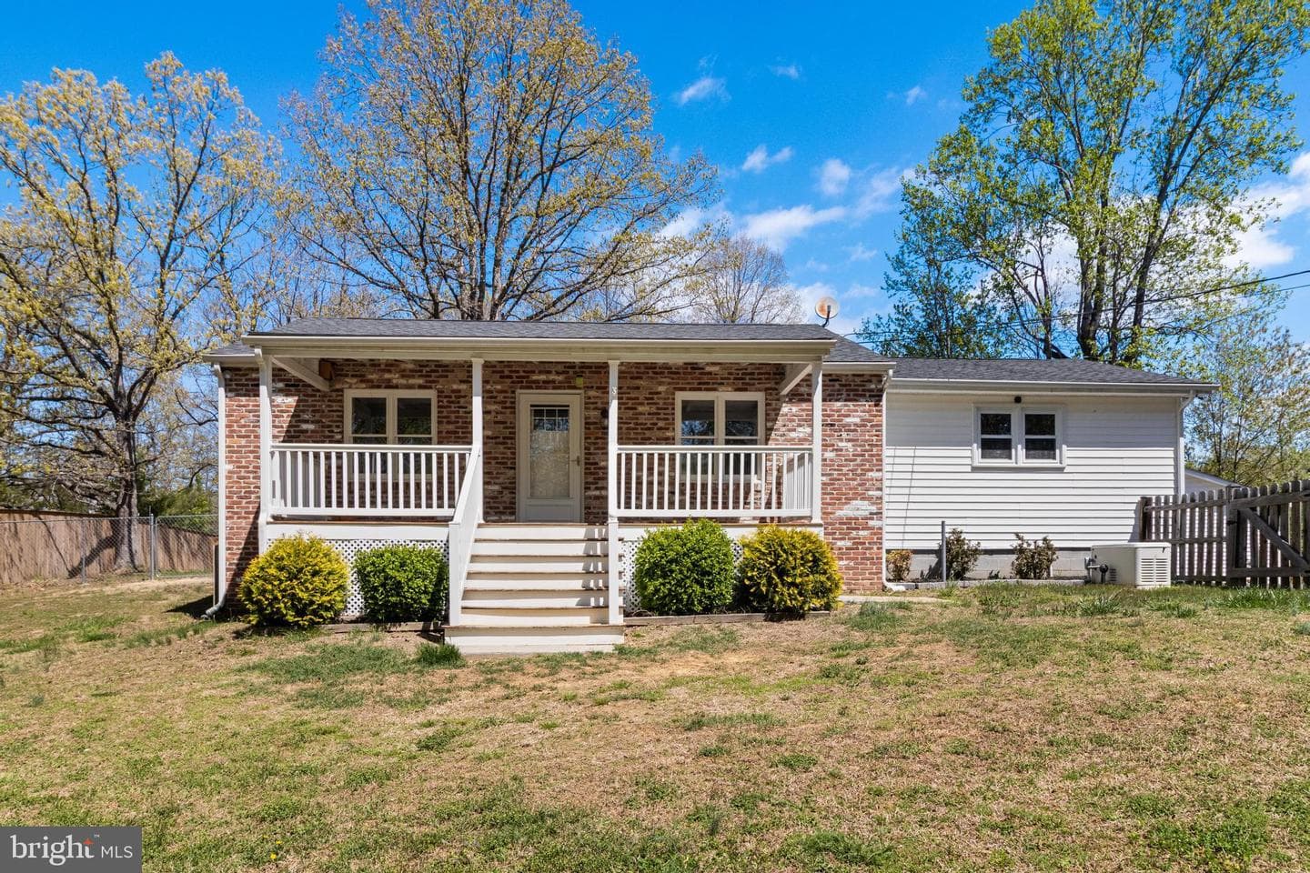 39900 Graves Road photo 1
