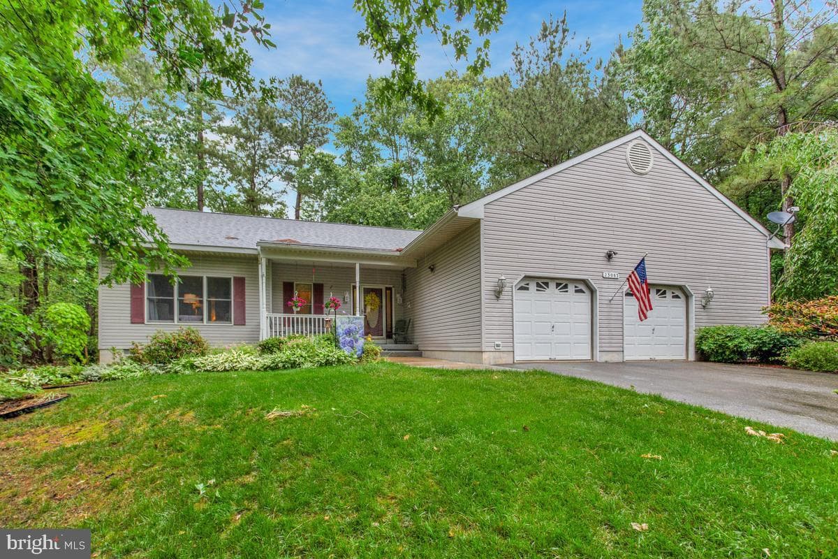 23083 Barberry Lane photo 1