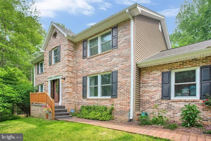 30060 Forest View Lane