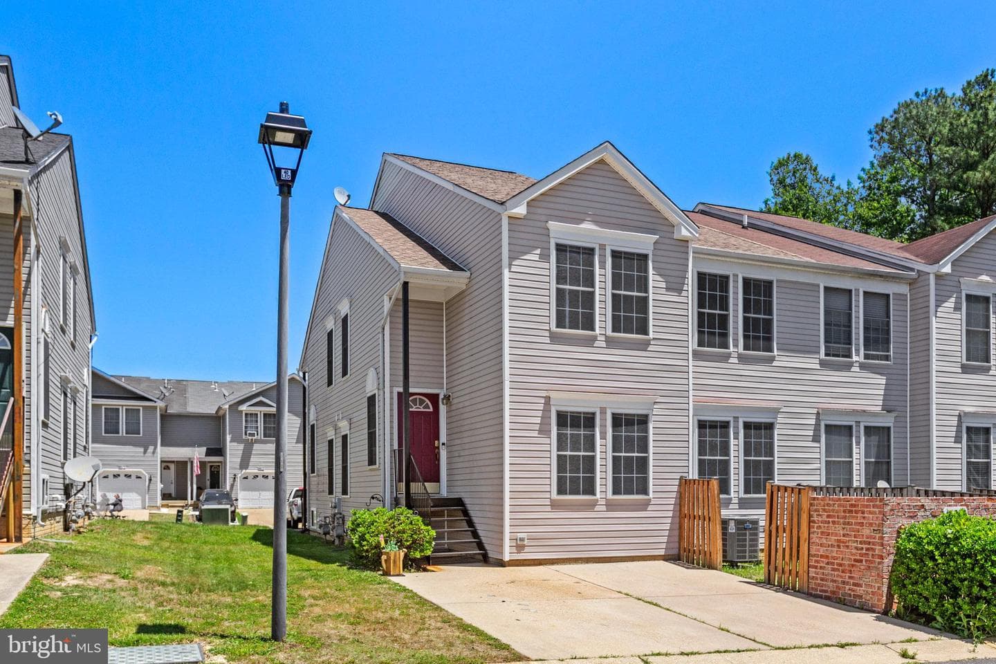 45553 Knockeyon Lane
