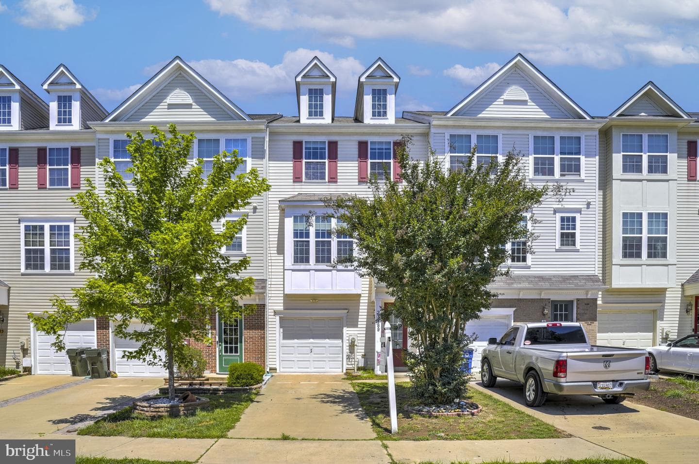 23189 Foxglove Street
