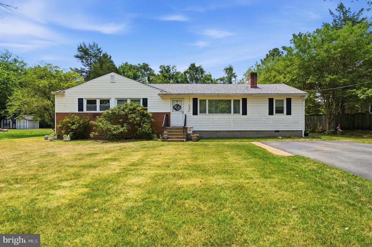 45729 Buck Hewitt Road
