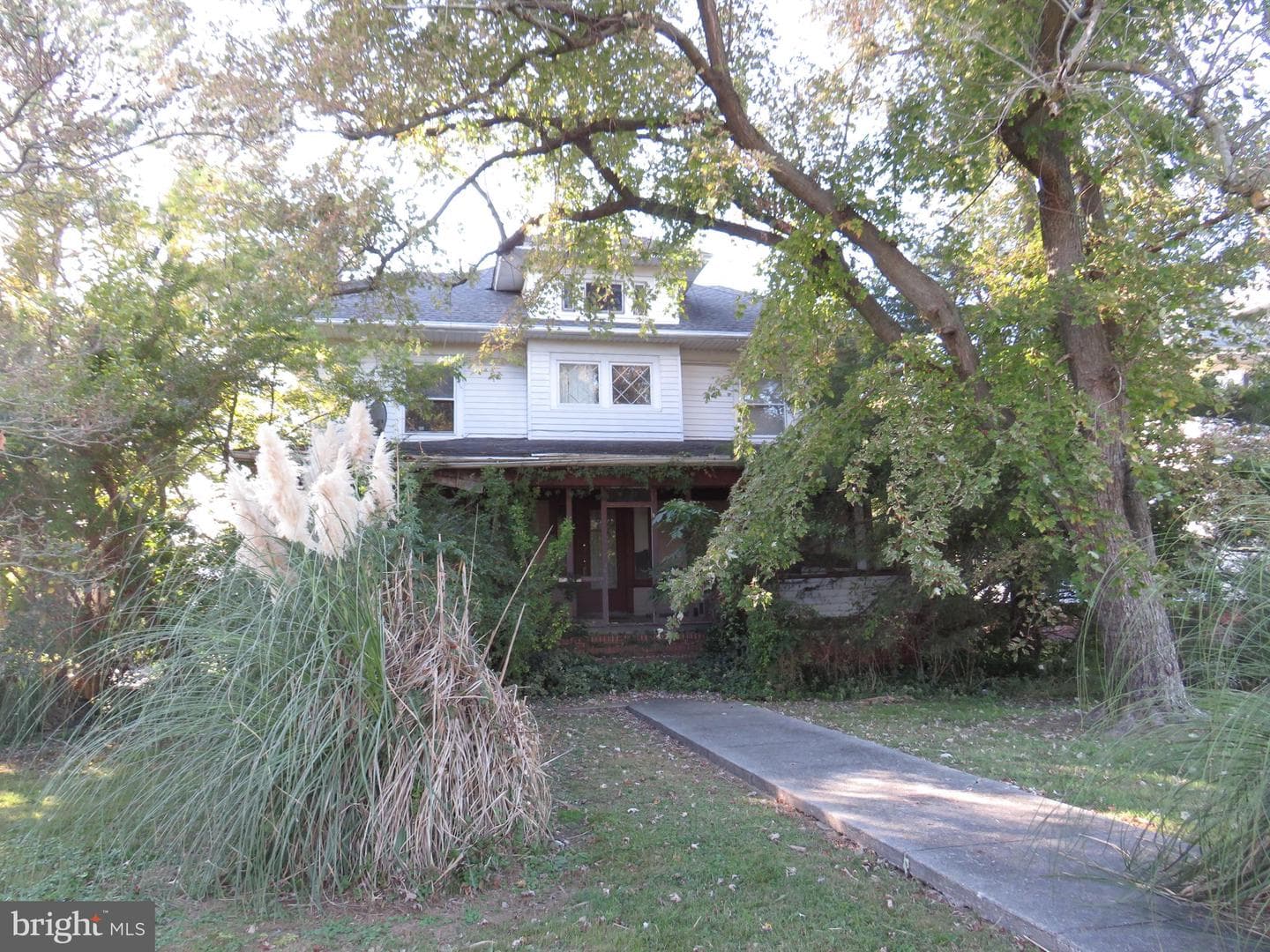 243 N Somerset Avenue photo 1