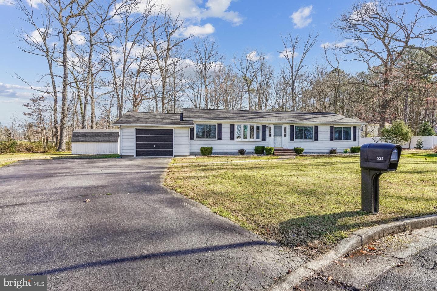 521 Hazelwood Drive photo 1